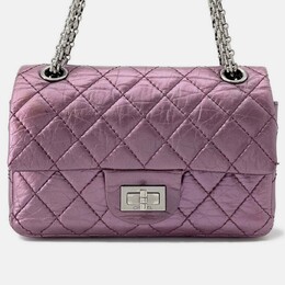 Chanel: Розовая сумка 