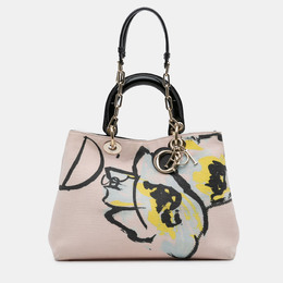 Dior: Розовая сумка 