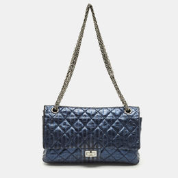Chanel: Голубая сумка 