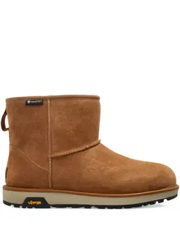 UGG: Ботинки 