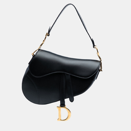 Dior: Чёрная сумка 
