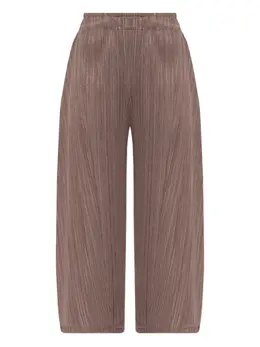 Pleats Please Issey Miyake: Коричневые брюки 