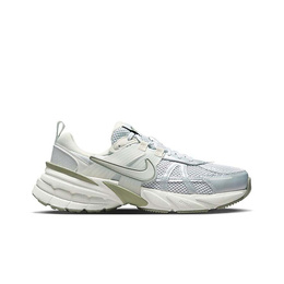 NIKE: Кроссовки 