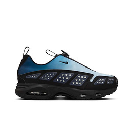 NIKE: Кроссовки 
