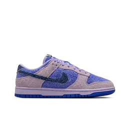 NIKE: Кроссовки 
