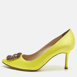 Manolo Blahnik: Жёлтые туфли  Hangisi