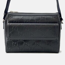 Gucci: Чёрная сумка  GG