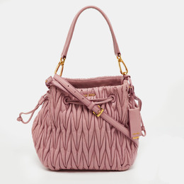 Miu Miu: Розовая сумка 