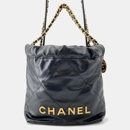 Chanel: Чёрная сумка 