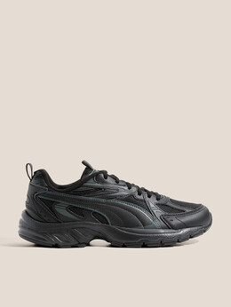 Puma: Чёрные кроссовки 