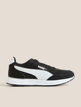 Puma: Чёрные кроссовки 