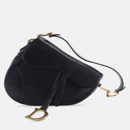 Dior: Чёрная сумка 