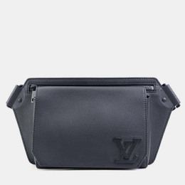 Louis Vuitton: Чёрная сумка 