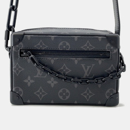 Louis Vuitton: Чёрная сумка 