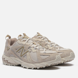 New Balance: Бежевые кроссовки 