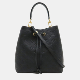 Louis Vuitton: Чёрная сумка 