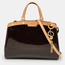 Louis Vuitton: Светлая сумка 
