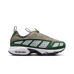 NIKE: Кроссовки 