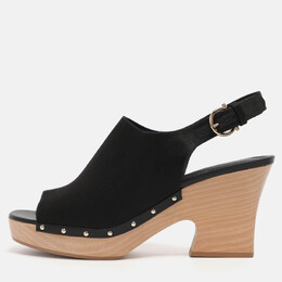 Salvatore Ferragamo: Чёрные сандалии 