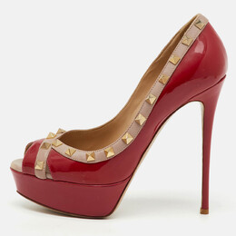Valentino: Красные босоножки  Rockstud