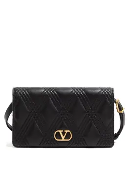 Valentino Garavani: Чёрная сумка 