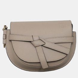 Loewe: Бежевая сумка  Gate