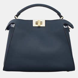Fendi: Светлая сумка  Peekaboo