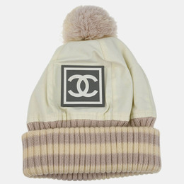Chanel: Белая кепка 