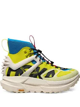 HOKA: Жёлтые кроссовки 