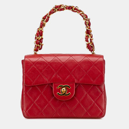 Chanel: Красная поясная сумка 