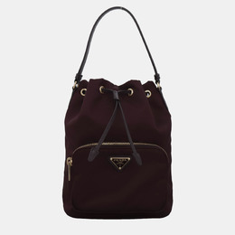 Prada: Бордовая сумка 