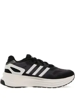 adidas: Чёрные кроссовки  ZX