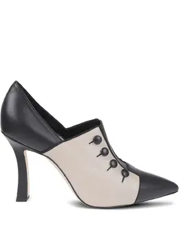 Manolo Blahnik: Чёрные туфли 