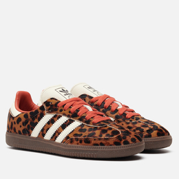 adidas: Коричневые кроссовки  Originals