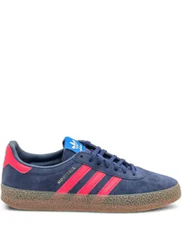 adidas: Голубые кроссовки 