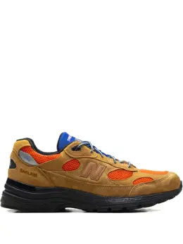 New Balance: Коричневые кроссовки  992