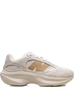 New Balance: Бежевые кроссовки 