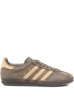 adidas: Коричневые кроссовки  Gazelle