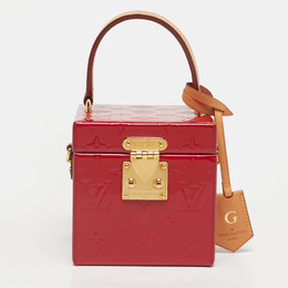Louis Vuitton: Красная сумка 