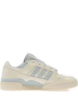 adidas: Белые кроссовки  Forum