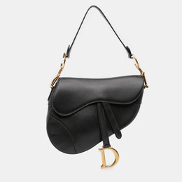 Dior: Чёрная сумка 