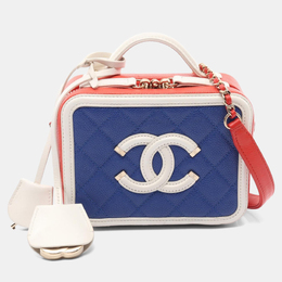 Chanel: Голубая сумка 