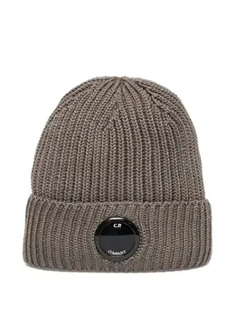 C.P. Company: Коричневая шапка  Lens