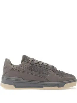 Filling Pieces: Кроссовки 