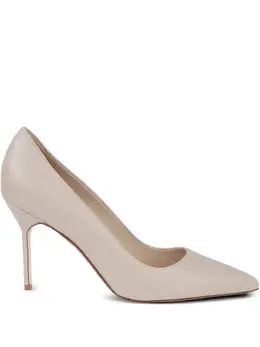 Manolo Blahnik: Светлые туфли 