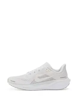 Nike: Белые кроссовки  Air Zoom