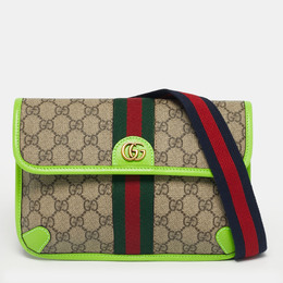 Gucci: Зелёная поясная сумка  GG Supreme