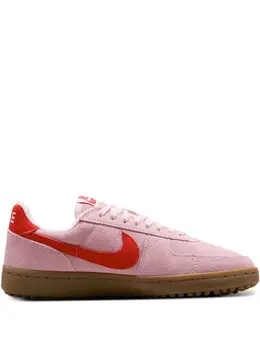 Nike: Светлые кроссовки 