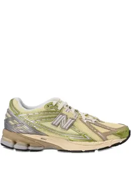 New Balance: Зелёные кроссовки  1906R
