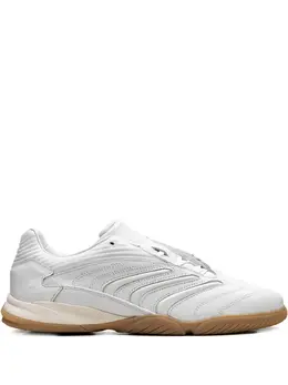 adidas: Белые кроссовки  Predator